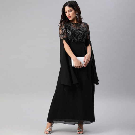 http://13.204.208.5/products/black-embellished-slit-sleeves-maxi-dress