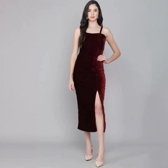 http://13.204.208.5/products/maroon-velvet-sheath-midi-dress