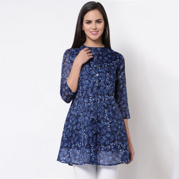 http://13.204.208.5/products/blue-printed-tunic