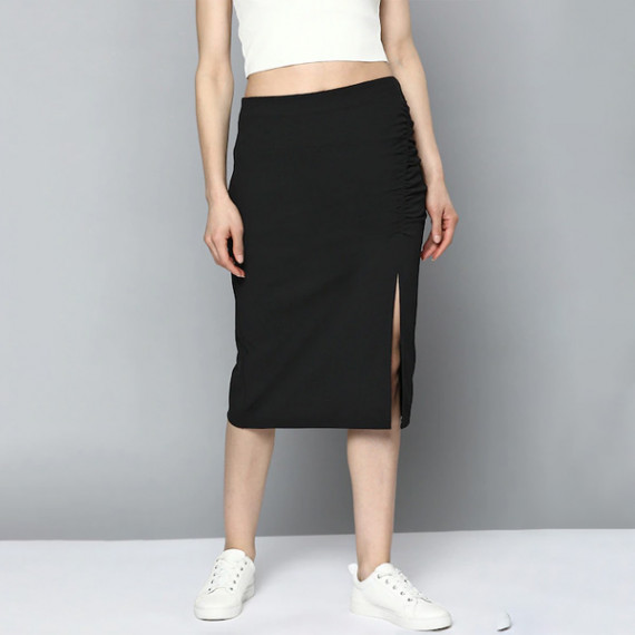 http://13.204.208.5/products/women-black-pure-cotton-solid-ruched-straight-skirt