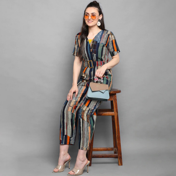 http://13.204.208.5/products/blue-orange-foil-printed-basic-jumpsuit