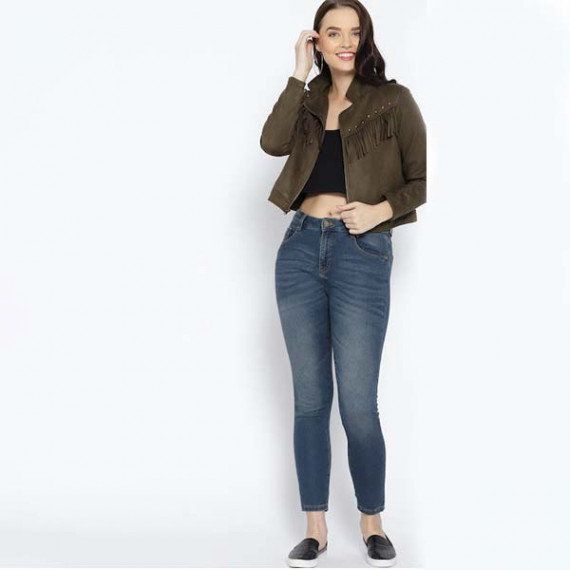 http://13.204.208.5/products/women-navy-blue-slim-fit-high-rise-clean-look-jeans