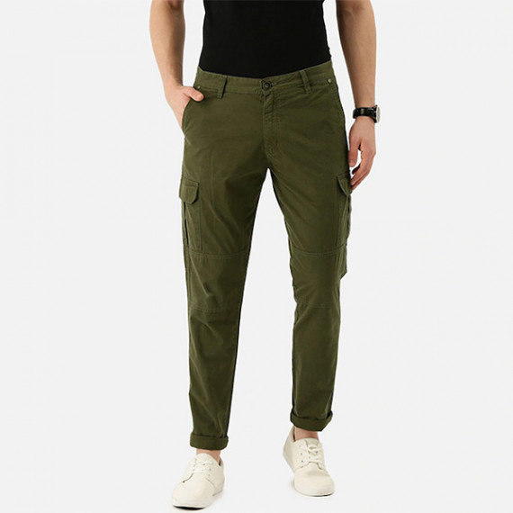 http://13.204.208.5/products/men-olive-slim-fit-pure-cotton-cargos-trousers