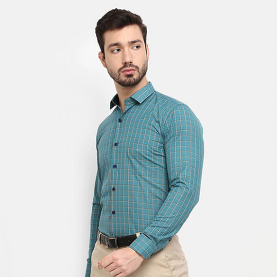 http://13.204.208.5/products/men-green-checked-formal-shirt