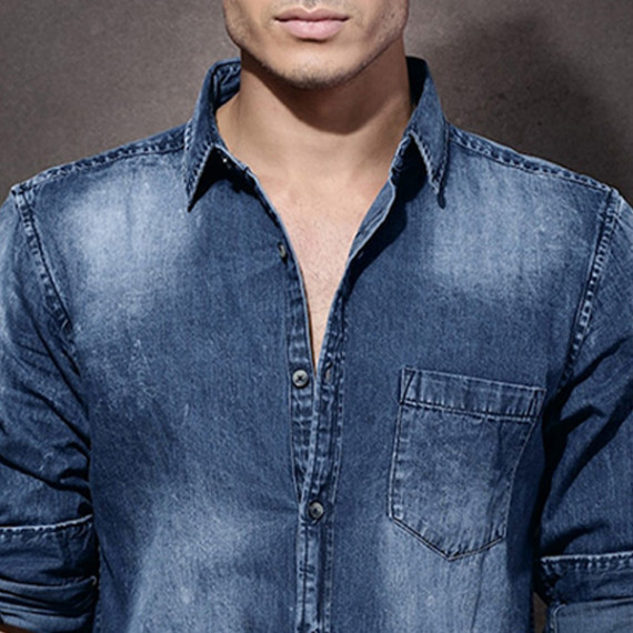 http://13.204.208.5/products/men-blue-denim-washed-casual-sustainable-shirt