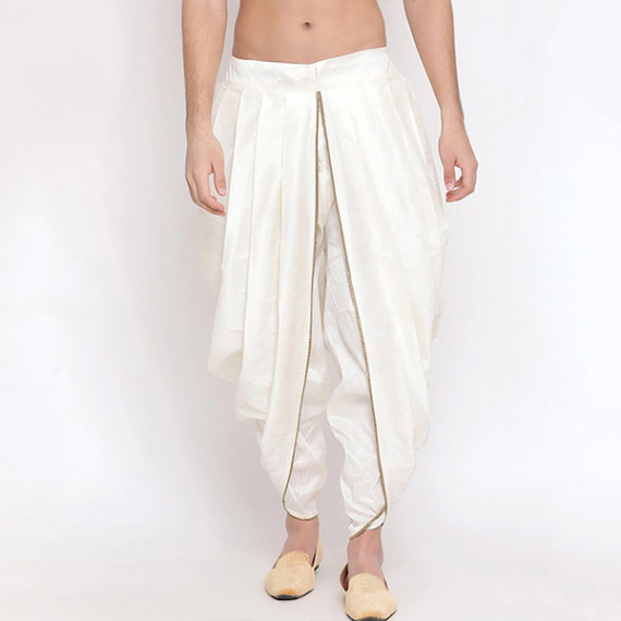 http://13.204.208.5/products/men-white-solid-dhoti
