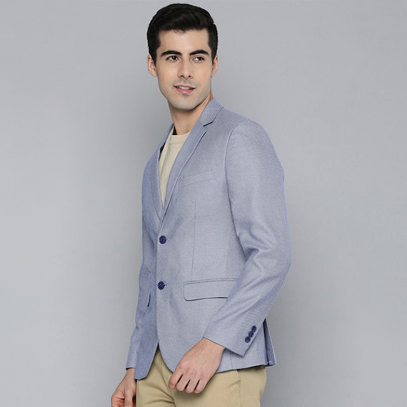 http://13.204.208.5/products/men-blue-self-design-textured-regular-fit-smart-casual-blazer