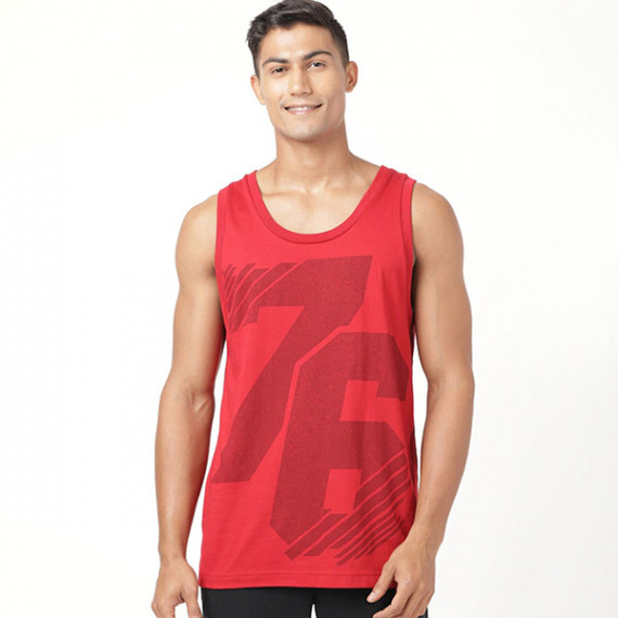 http://13.204.208.5/products/men-red-printed-innerwear-vests