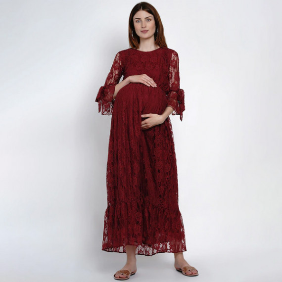 http://13.204.208.5/products/women-maroon-maternity-self-design-maxi-dress