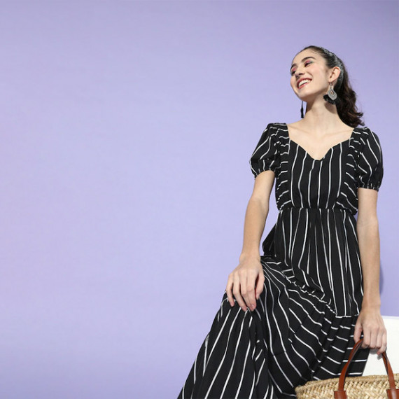 http://13.204.208.5/products/black-white-striped-crepe-maxi-dress