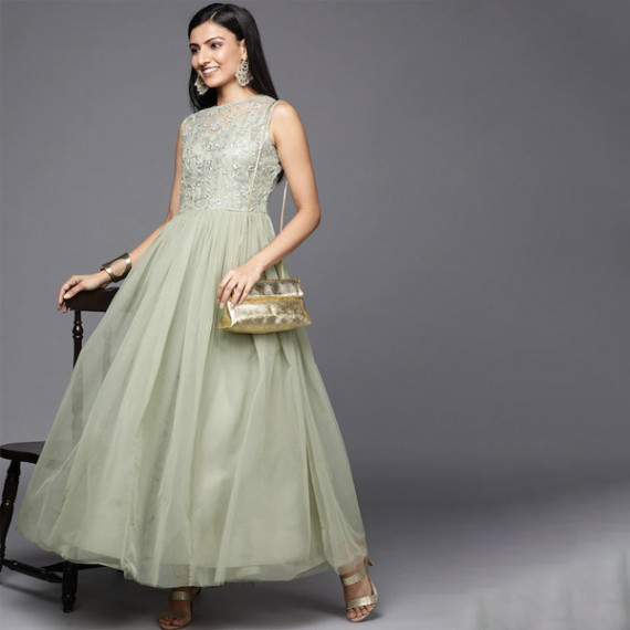 http://13.204.208.5/products/green-ethnic-motifs-embroidered-net-maxi-dress